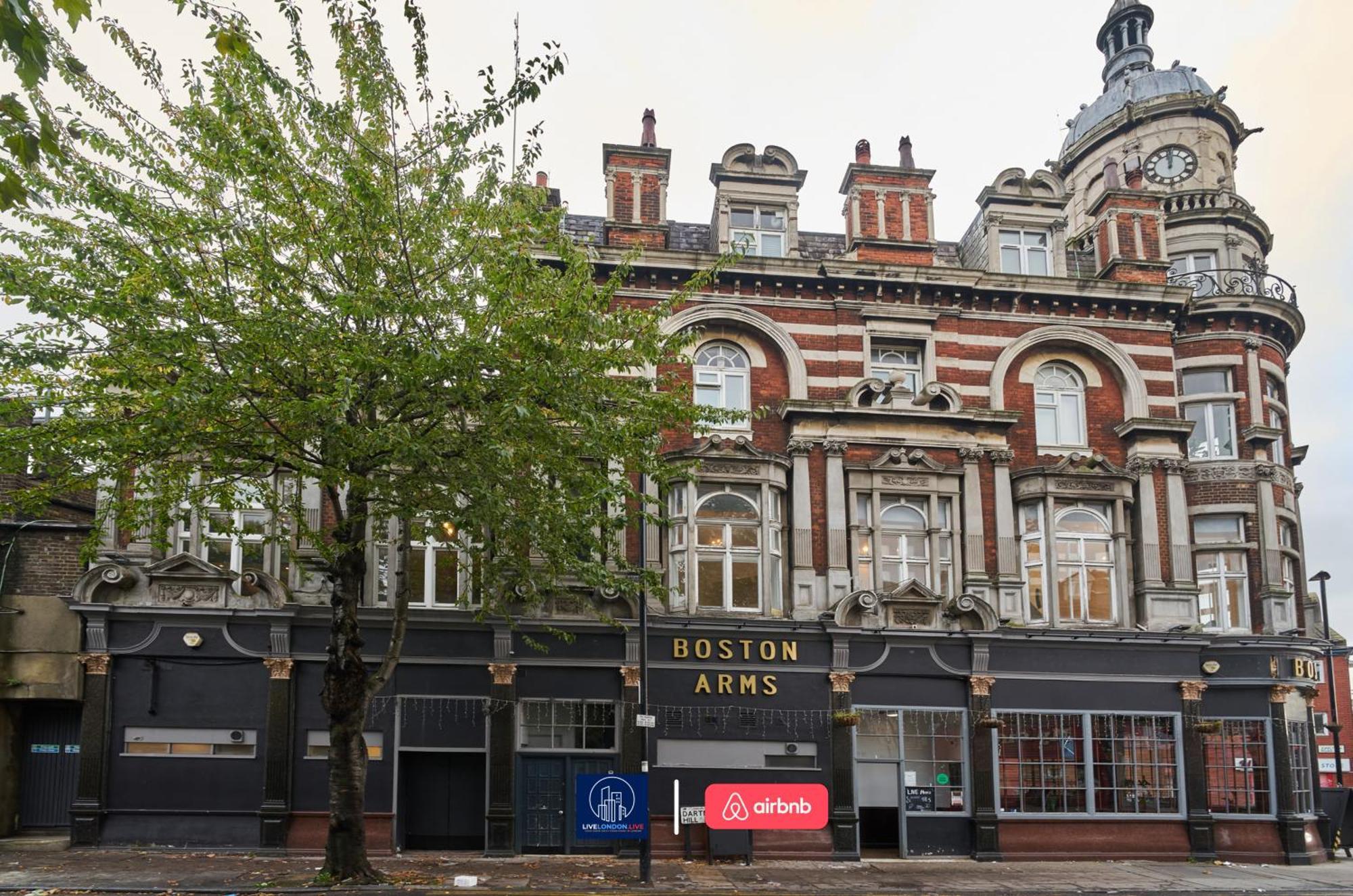 Last-Minute Specials L Sleeps Up To 4 Guests L One-Bedroom Apartment With King Bed And High Ceilings Near Camden By Live London Short Lets & Serviced Accommodation Dış mekan fotoğraf